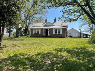 1052 Elmer Shelton Road