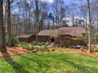 4907 Golden Oaks Drive