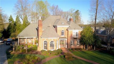 4017 Westmount Drive