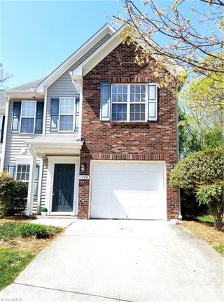 1240 Collegian Terrace