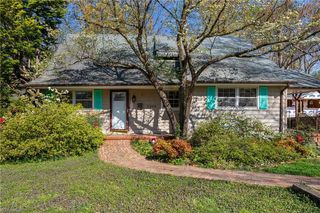 2504 Cornwallis Drive