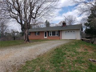 448 Three Oaks Drive