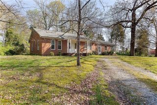 2104 White Farm Lane