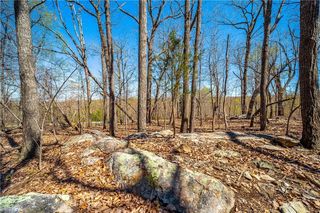 5463 Eagles Nest Trail