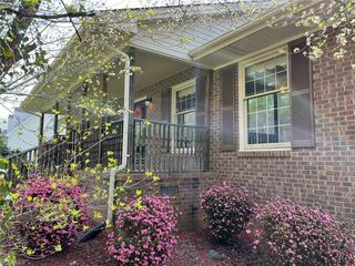 292 Link Road