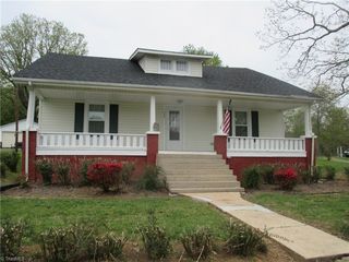 1064 Mill Street