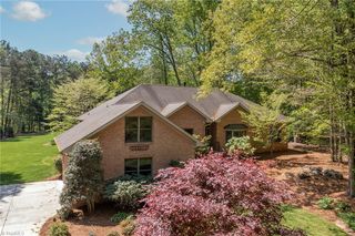 7701 Pinelawn Lane