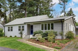 3204 Edgewater Drive