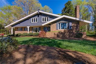 121 Carriage Drive