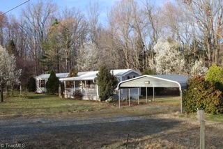 3743 Settle Bridge Road