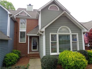 2728 Sawgrass Court