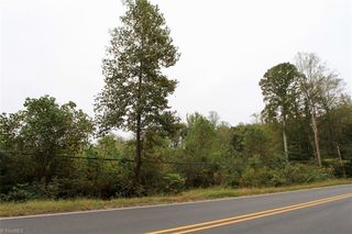 60+/ Neelley Road