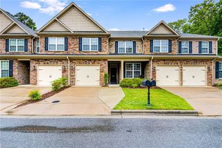 6211 Stonewick Drive