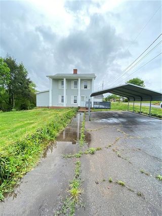 2603 Boone Trail