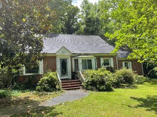1316 Cedrow Drive
