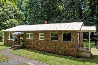 518 Buttonwood Drive