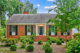 607 Country Club Drive