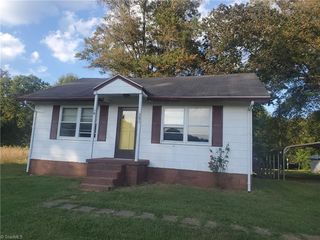 283 River Road