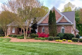 8407 Oakchester Court