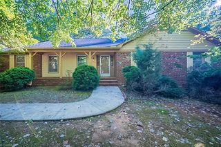 1907 Hobbs Road