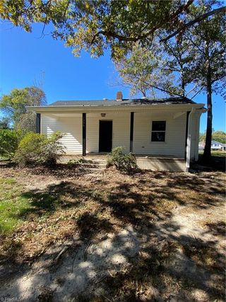 1396 Forrest Drive