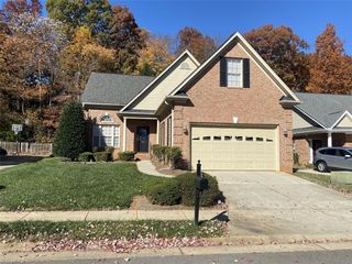 5812 Kenville Green Circle