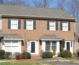 1810 Oakcrest Court