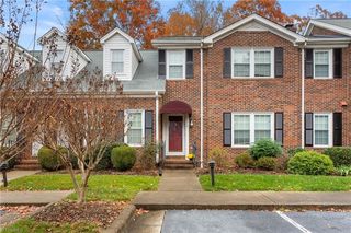 1328 Cotswald Terrace