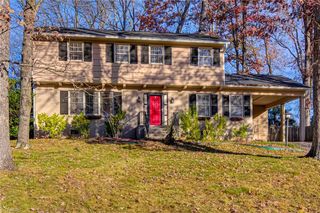 1712 Brookcliff Drive