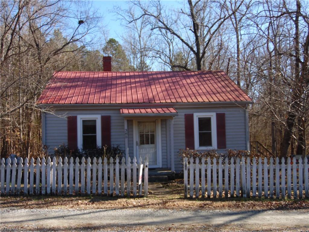 385 Clubhouse Rd  