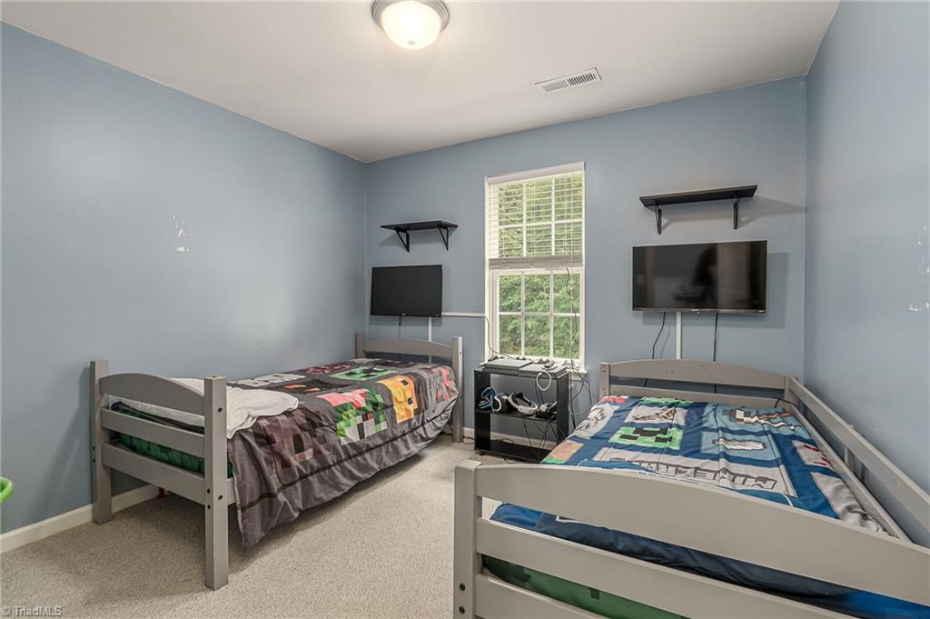 5422 Sky Hill Dr, McLeansville, NC 27301 Estately 🧡 MLS 1146615