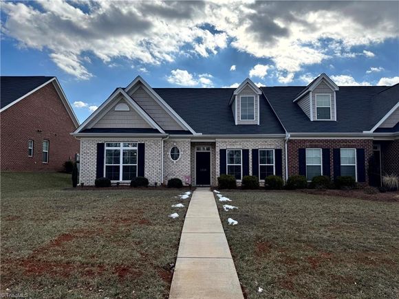 1446 Crestlawn Trail Pfafftown, NC Townhouse Sold - Photo 1 of 27. Opens carousel modal