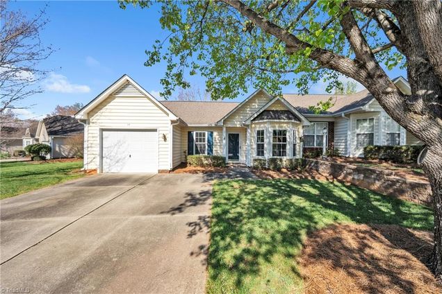 39 Mansfield Circle Greensboro, NC Townhouse Active - Photo 1 of 41. Opens carousel modal