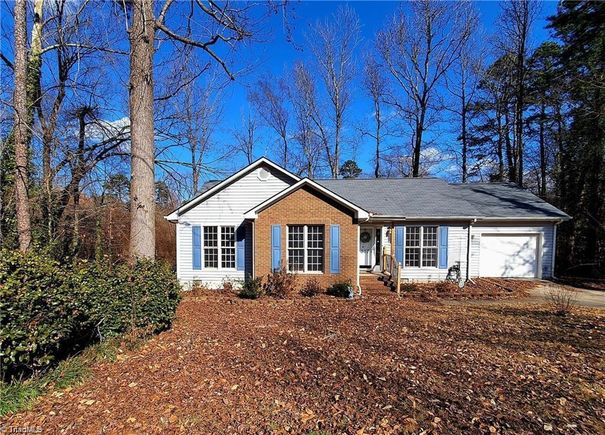 2307 Pineview Drive