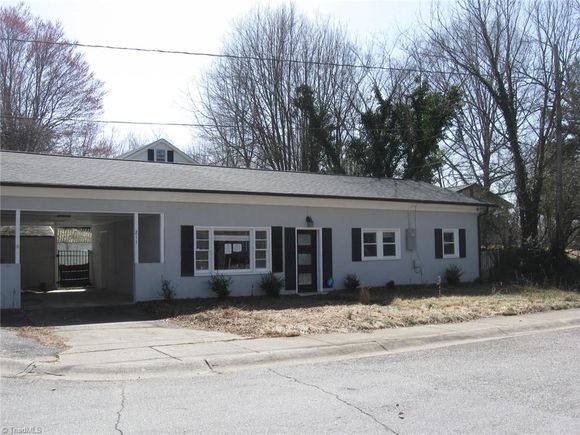 221 N Street