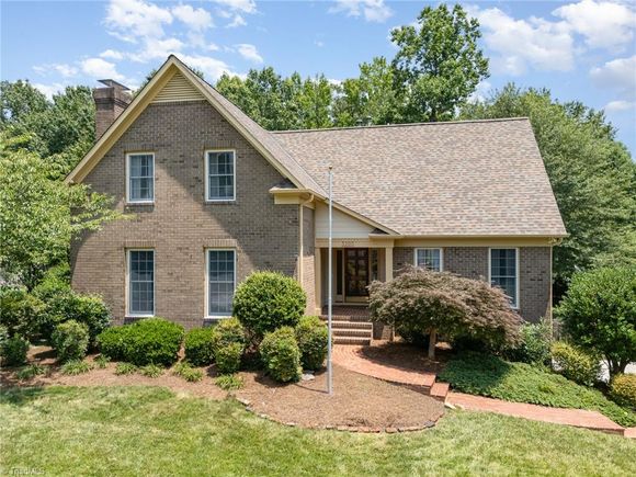 3200 Greenhollow Drive