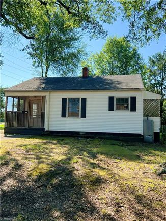 1546 Andover Avenue Greensboro, NC House Active - Photo 1 of 31. Opens carousel modal