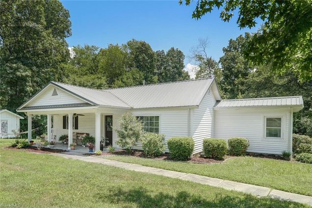 271 Curry Road