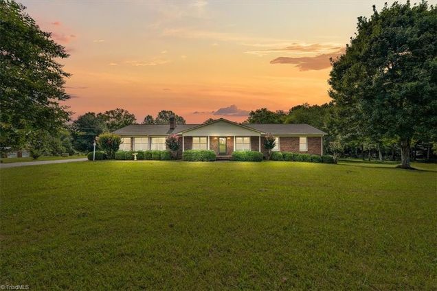 4263 Zoo Parkway