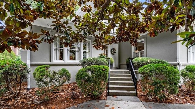 422 Fisher Park Circle UnitĀ B