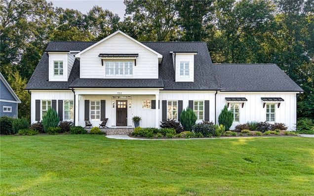 511 Lissara Lodge Drive