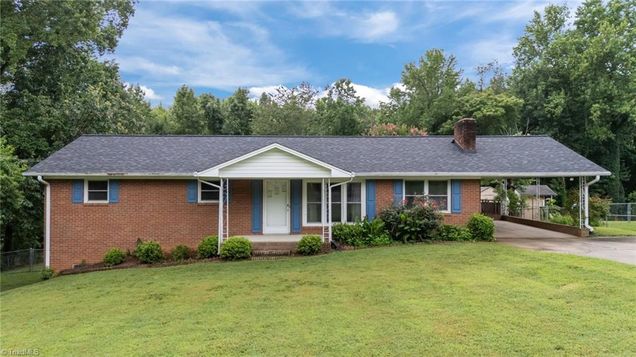 119 Holiday Drive