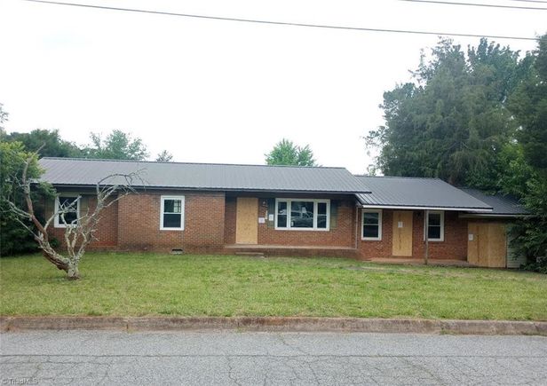 101 Markwood Lane Lexington, NC House Active - Photo 1 of 13. Opens carousel modal