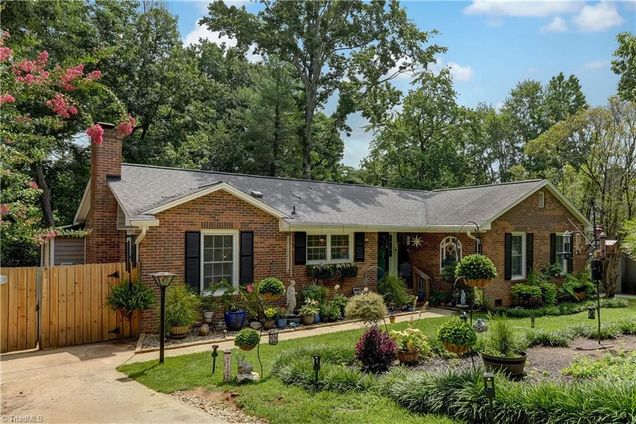 4400 Kingsland Drive Greensboro, NC House Active - Photo 1 of 33. Opens carousel modal