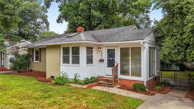 2506 Fernwood Drive