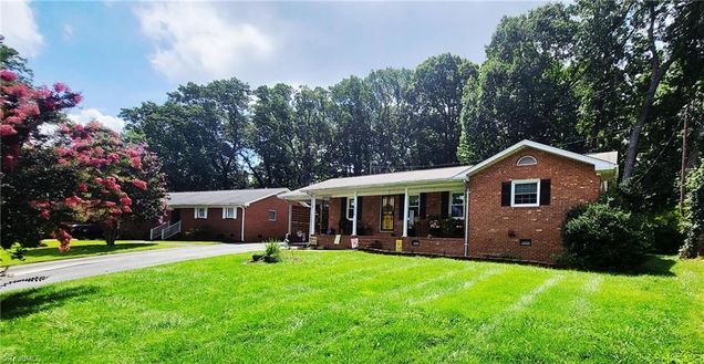 1620 Seven Oaks Place