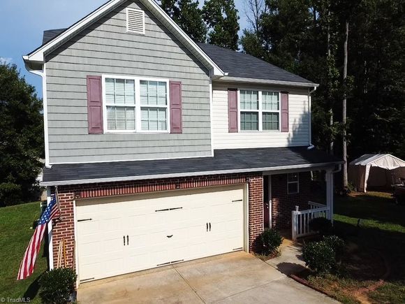 2922 Mimosa Court