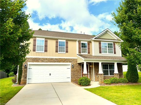 1734 Klompen Road Kernersville, NC House Active - Photo 1 of 47. Opens carousel modal