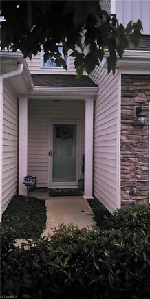 24 Finley Ridge Way