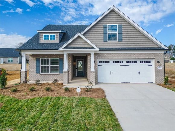 1102 Nantucket Drive UnitĀ Lot #94
